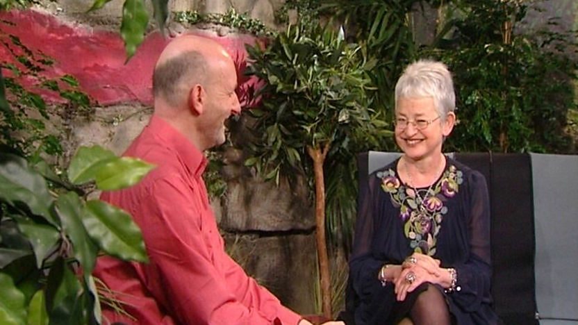 Jacqueline Wilson talking to Nick Sharratt.