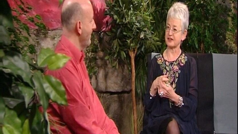 Tracy Beaker author Jacqueline Wilson and illustrator Nick Sharratt answer your questions.