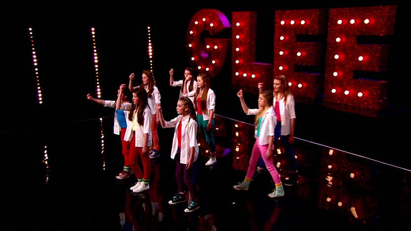 True to Your Skool perform on Comic Relief Does Glee Club