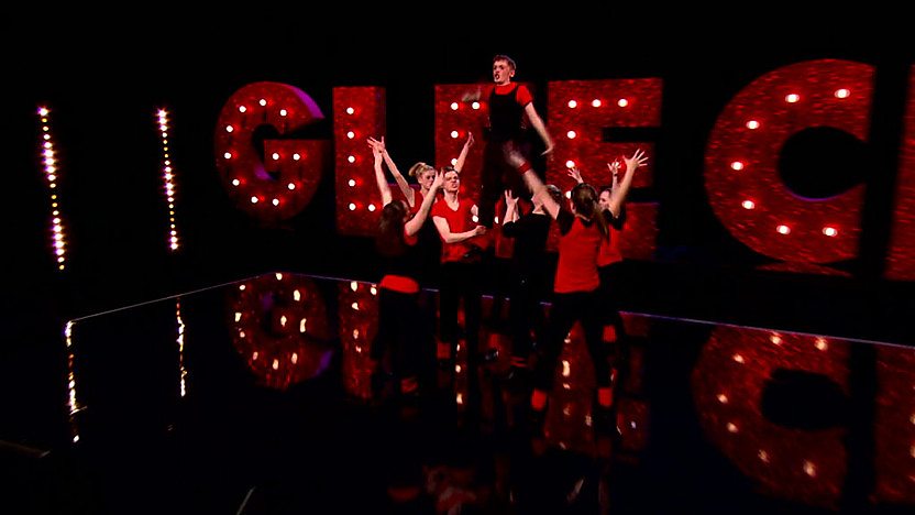 LS8 perform on Comic Relief Does Glee Club