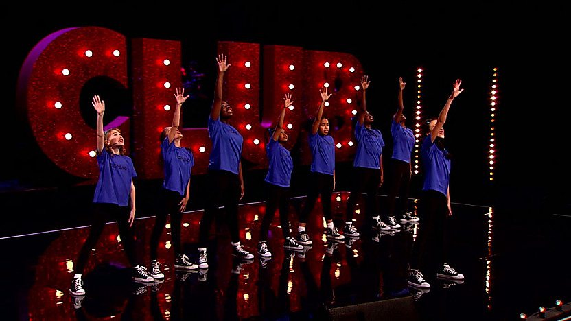 Domino perform on Comic Relief Does Glee Club