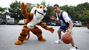 Wingin' It: 13. School Spirit