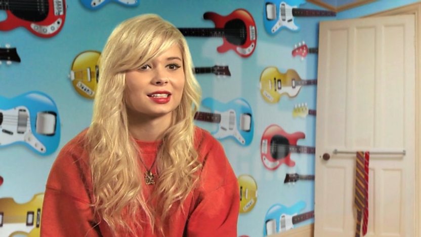 Nina Nesbitt.