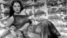 Hedy Lamarr: "Es fácil ser glamurosa. Lo único que tienes que hacer es quedarte quieta y parecer estúpida". Era ingeniera, además de actriz.