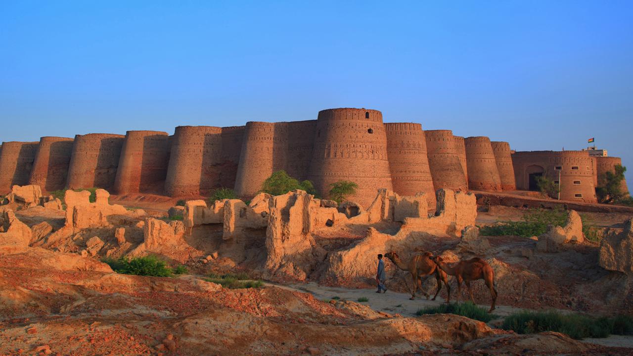 Derawar Fort, Pakistan, Quora (Credit: Nadeem Khawar/Getty)