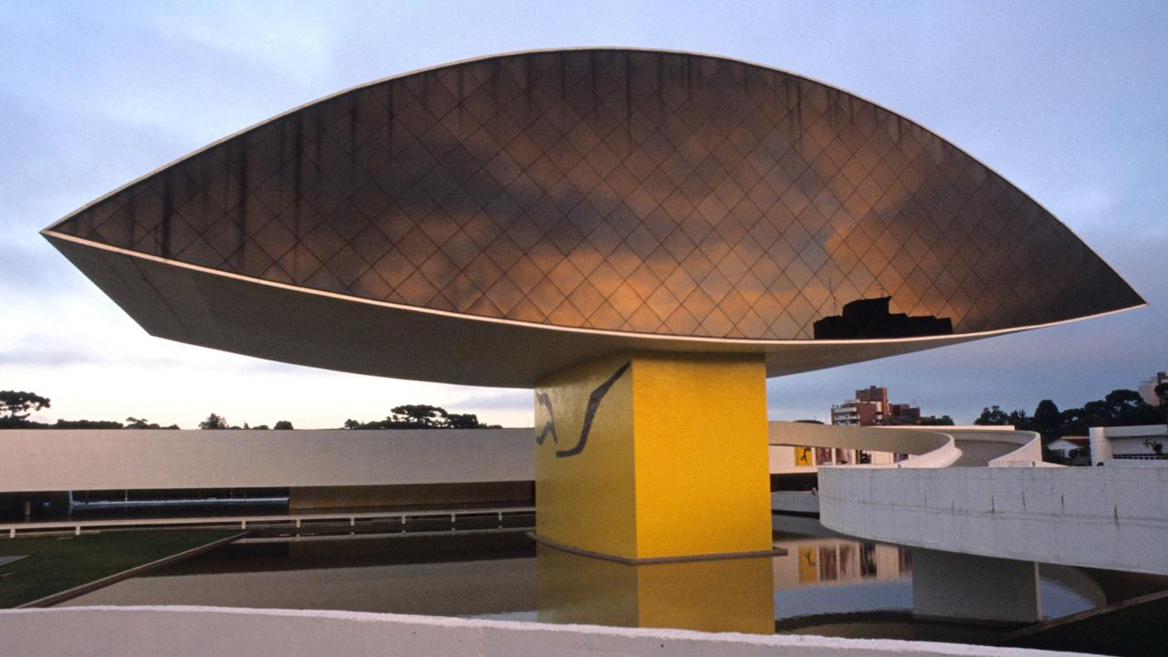 Oscar Niemeyer Museum, Brazil (Credit: Credit: Chris Schmid Photography / Alamy Stock Photo)