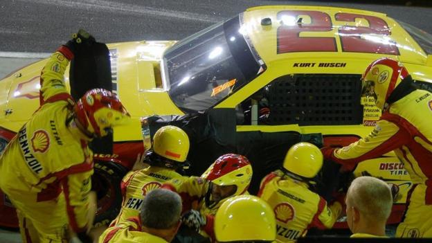 The racer's bond (Credit: Steven Cole Smith)