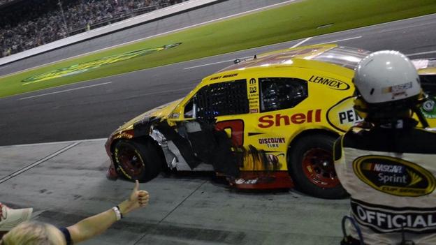 The racer's bond (Credit: Steven Cole Smith)