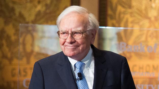 Warren Buffett says the very successful say 'no' a lot. (Drew Angerer/Getty Images)