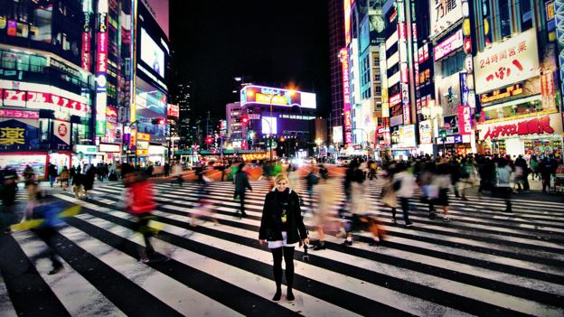 Standing still at one of the world’s busiest crossings (Credit: Credit: Sabrina Iovino) Standing still at one of the world’s busiest crossings (Credit: Credit: Sabrina Iovino)