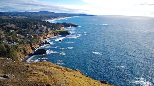 Overlooking Cape Foulweather on Highway 101 (Credit: Credit: Edmund Garman/Cape Foulweather View/Flickr/CC BY 2.0) Overlooking Cape Foulweather on Highway 101 (Credit: Credit: Edmund Garman/Cape Foulweather View/Flickr/CC BY 2.0)
