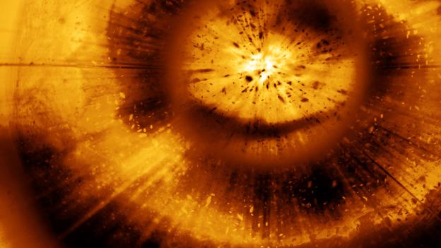 Όλα διαμορφώνεται στο Big Bang (Credit: Detlev van Ravenswaay / Επιστήμη Photo Library)