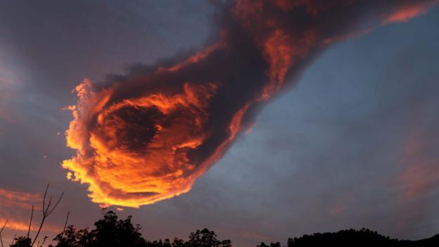 It has been dubbed the ‘Hand of God’ (Credit: Caters News Agency )
