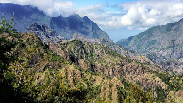 La Réunion is an island full of spectacular natural scenery (Credit: Credit: Miwok/Flickr/CC0 1.0)