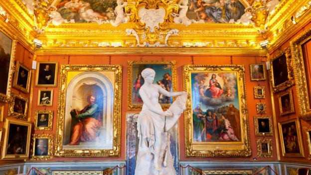 Inside the Palazzo Pitti Inside the Palazzo Pitti