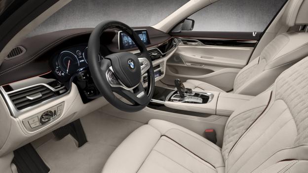 BMW M760Li xDrive