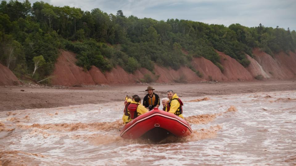 Adventure-nova-scotia-bbc-theplanetd-tidal-bore-rafting-1.jpg