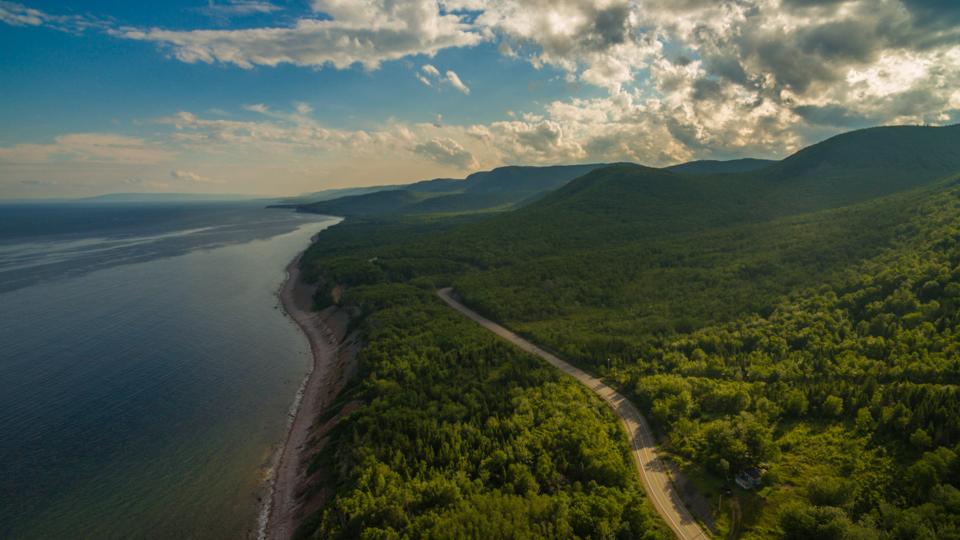 Adventure-Nova-Scotia-theplanetd-Rental-car-shot.jpg