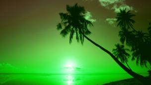 Green? Blue? Purple? What do you see? (Copyright: Thinkstock)