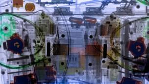 Robots: Can biohybrid model sink or swim?