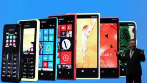 Stephen Elop introduces Nokia phones at MWC (Copyright: Getty Images)
