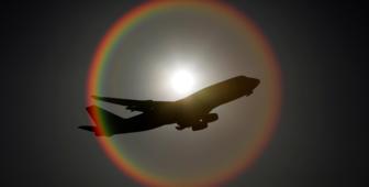 Plane surrounded by sun flare (Getty Images)