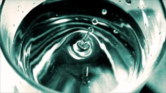 Is drinking extra water good for your skin?