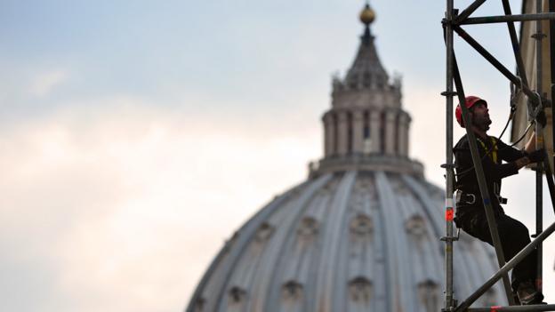 Hacking the papal election