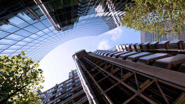 Smart cites: Sustainable solutions for urban living