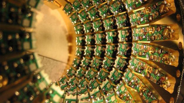 Filter stage of D-Wave computer (Copyright: D-Wave)