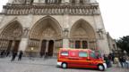 Ambulance outside the cathedral of Notre Dame de Paris (21 May 2013)
