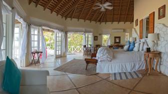 Hotel in Bahamas 