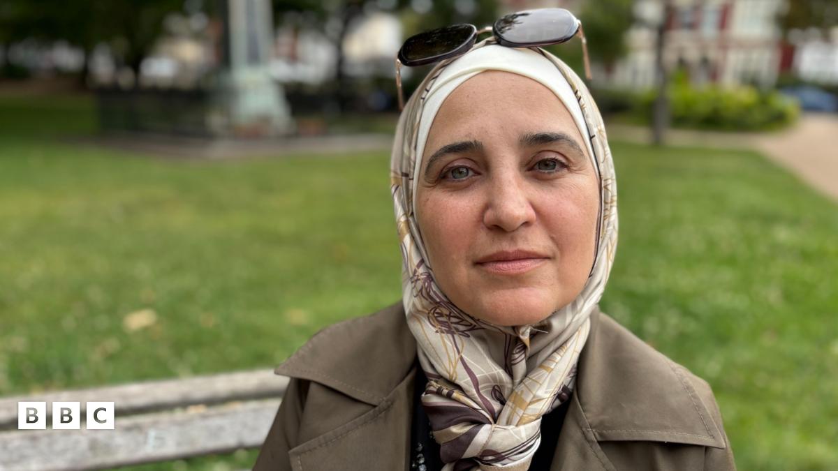 Pryder am oedi 'annheg' wrth brosesu ceisiadau lloches o Syria