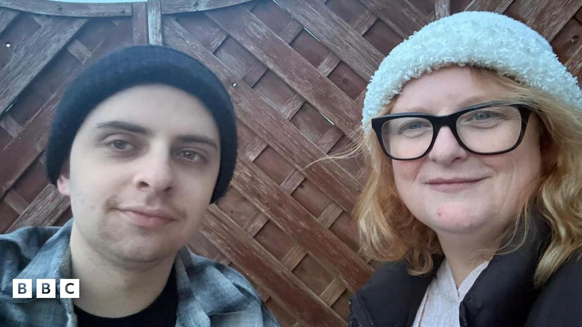 Mam wedi newid ei barn ar gymorth i farw yn sgil salwch ei mab Mam wedi newid ei barn ar gymorth i farw yn sgil salwch ei mab