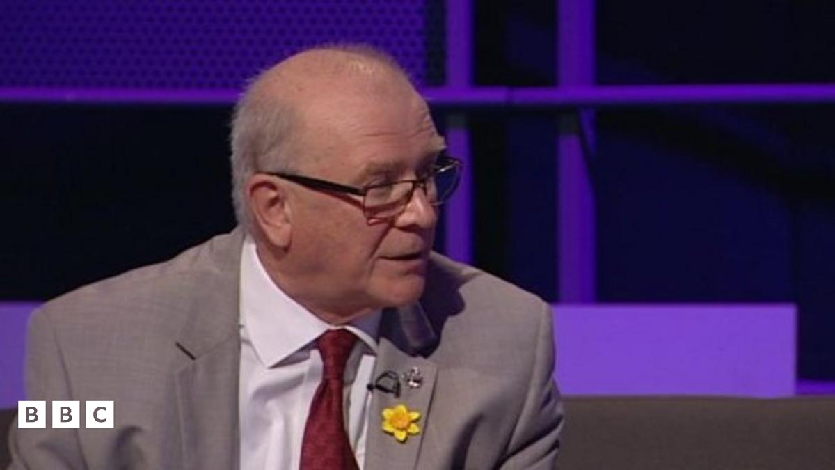 Ken Rees: UKIP yn gobeithio 'gwneud marc' - BBC Cymru Fyw