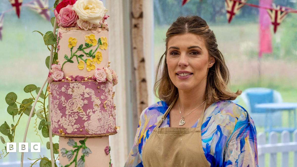 The Great British Bake Off wedi 'newid bywyd' Georgie Grasso - BBC ...