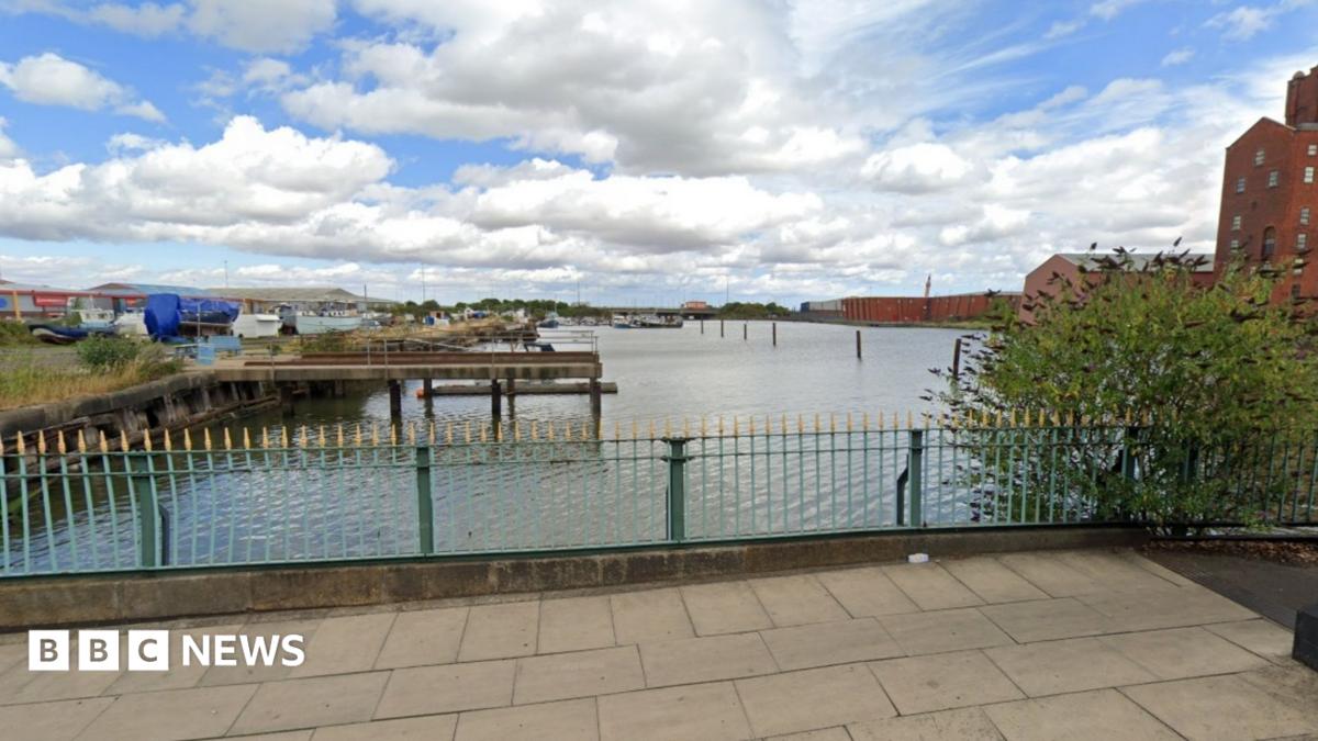 Man's body found in River Freshney in Grimsby