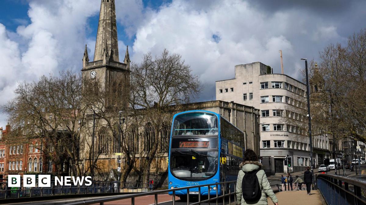 West Mayor urges Home Secretary to consider bus tickets for asylum seekers