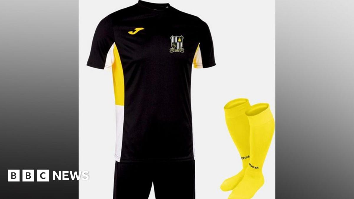Abbey Rangers FC kids 'will be sleeping in kits' after grant - BBC News