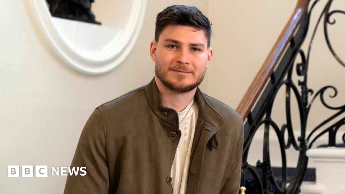 'I can breathe again' says Israeli hostage held for nearly 500 days in Gaza