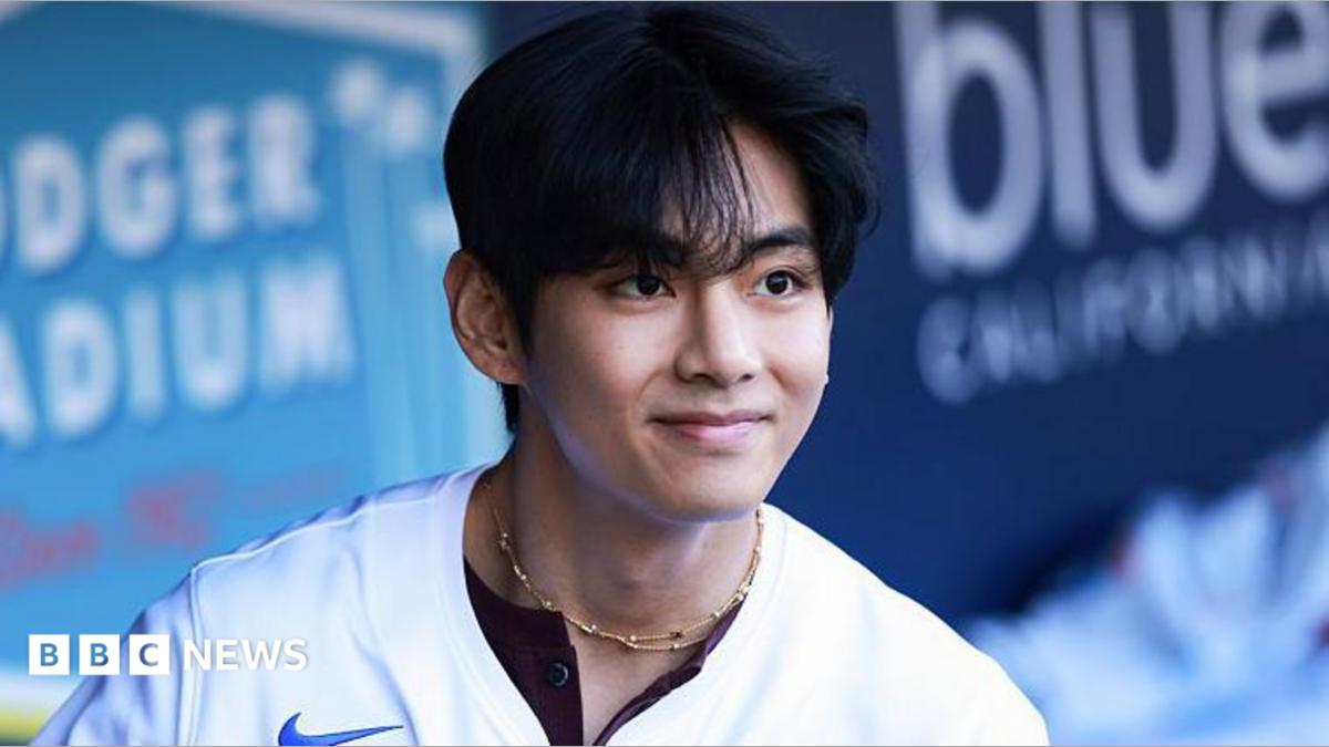 BTS star V reveals hearing loss battle during livestream