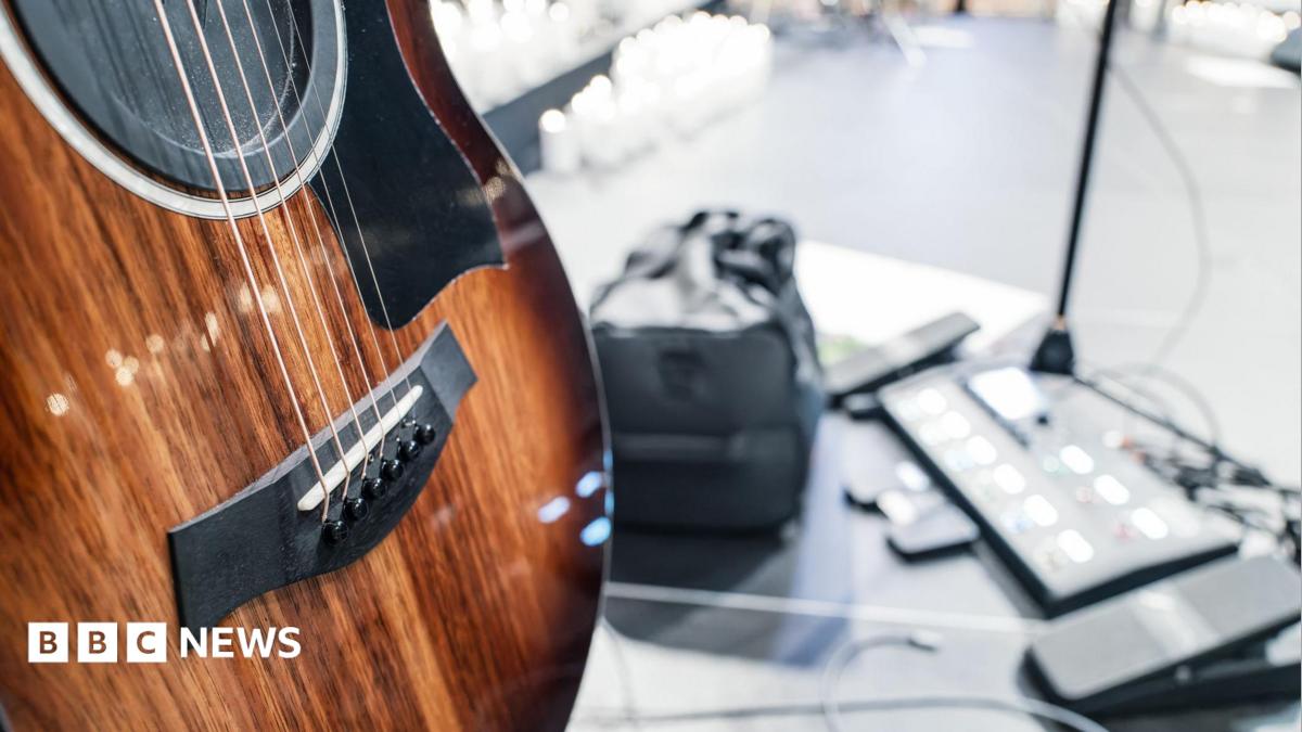 bbc.co.uk - Dave Gilyeat - Grassroots music fund launched in Oxford