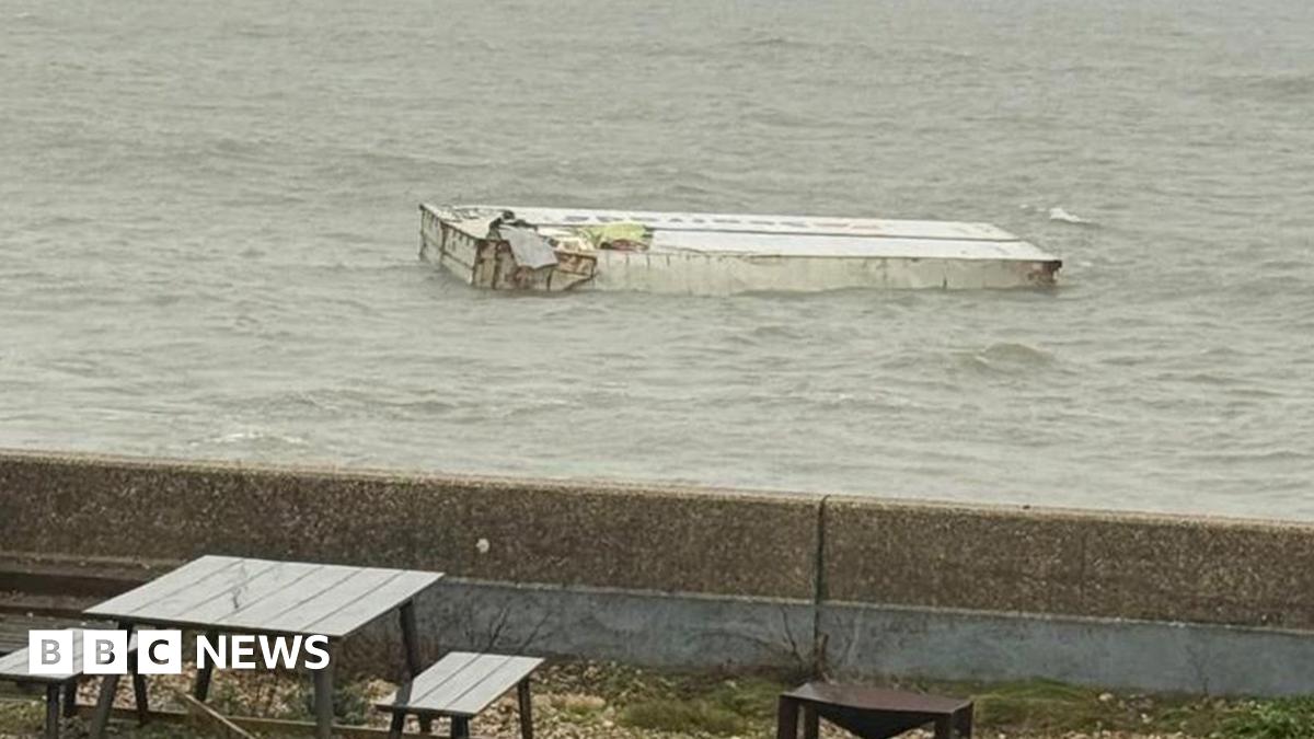 
                            Banana containers clear-up operation under way on Sussex beaches