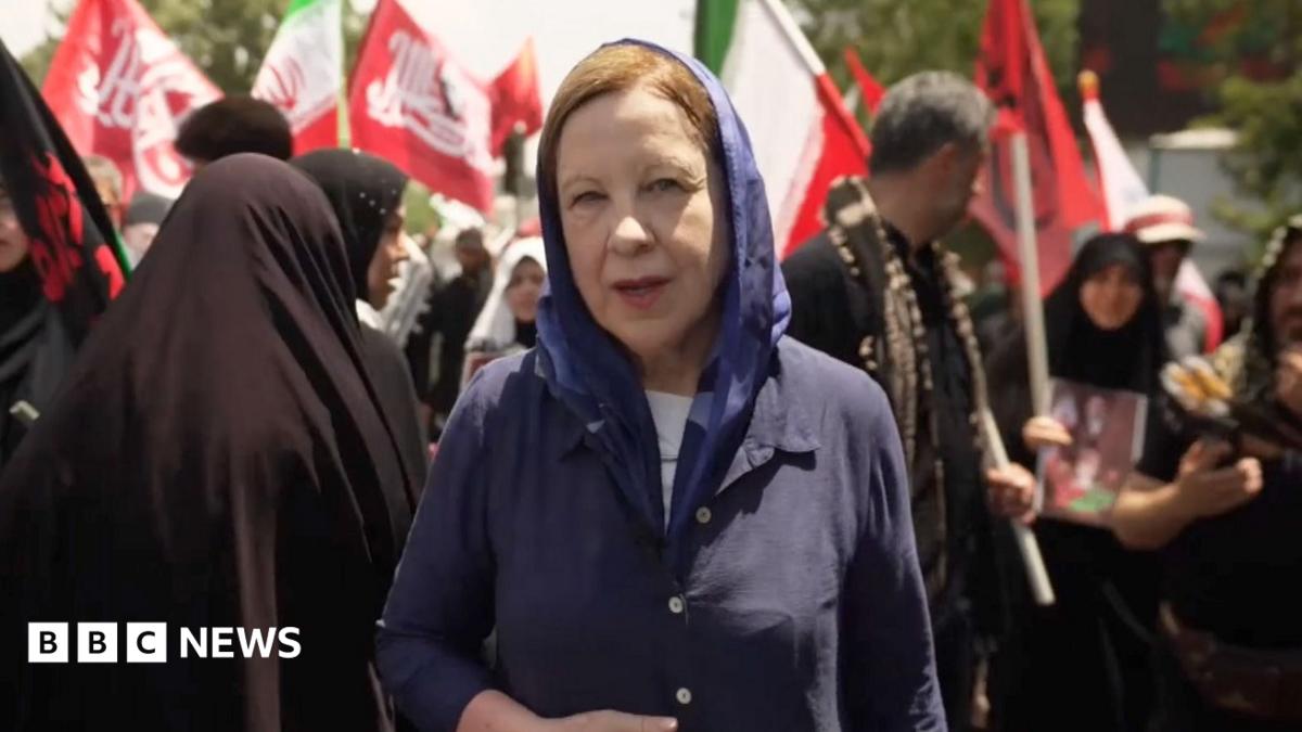 تشییع جنازه آیت‌الله علی خامنه‌ای در تهران: عزاداران، رهبر فقید را تجلیل کردند