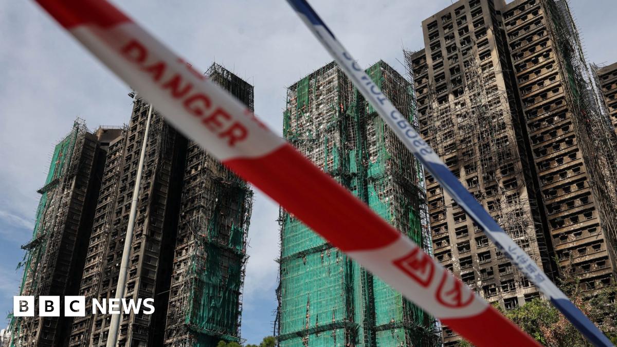 
                            Hong Kong tower blocks fire death toll rises to 128