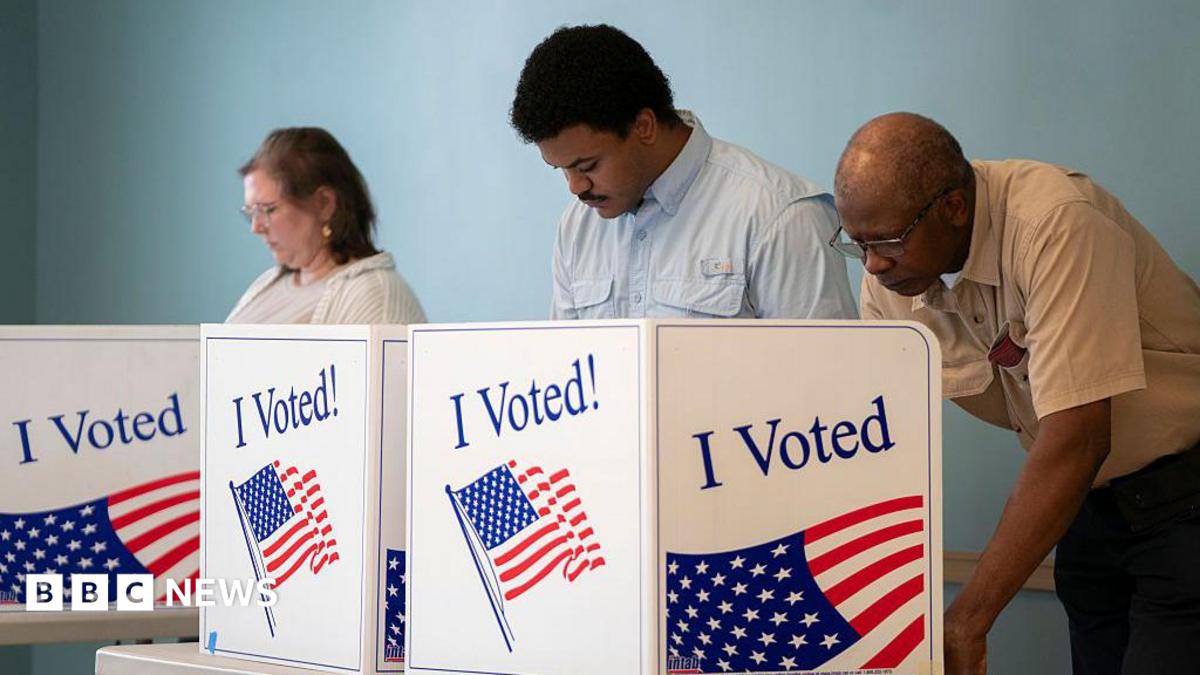 Republicans in South Carolina defy Trump to reject voting map changes
