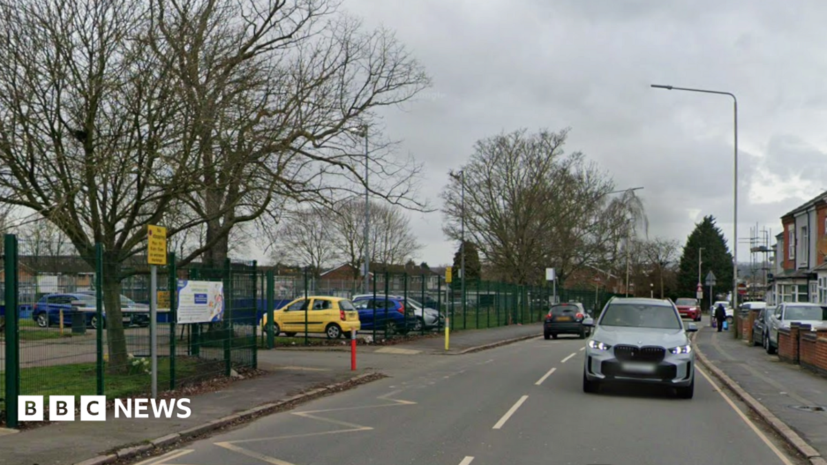 'Busy' Leicester road to close for seven weeks