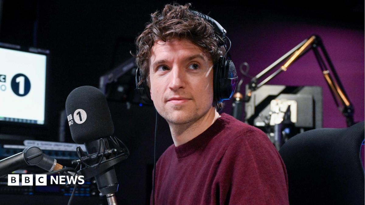 Greg James shares challenge update after his dad suffers stroke