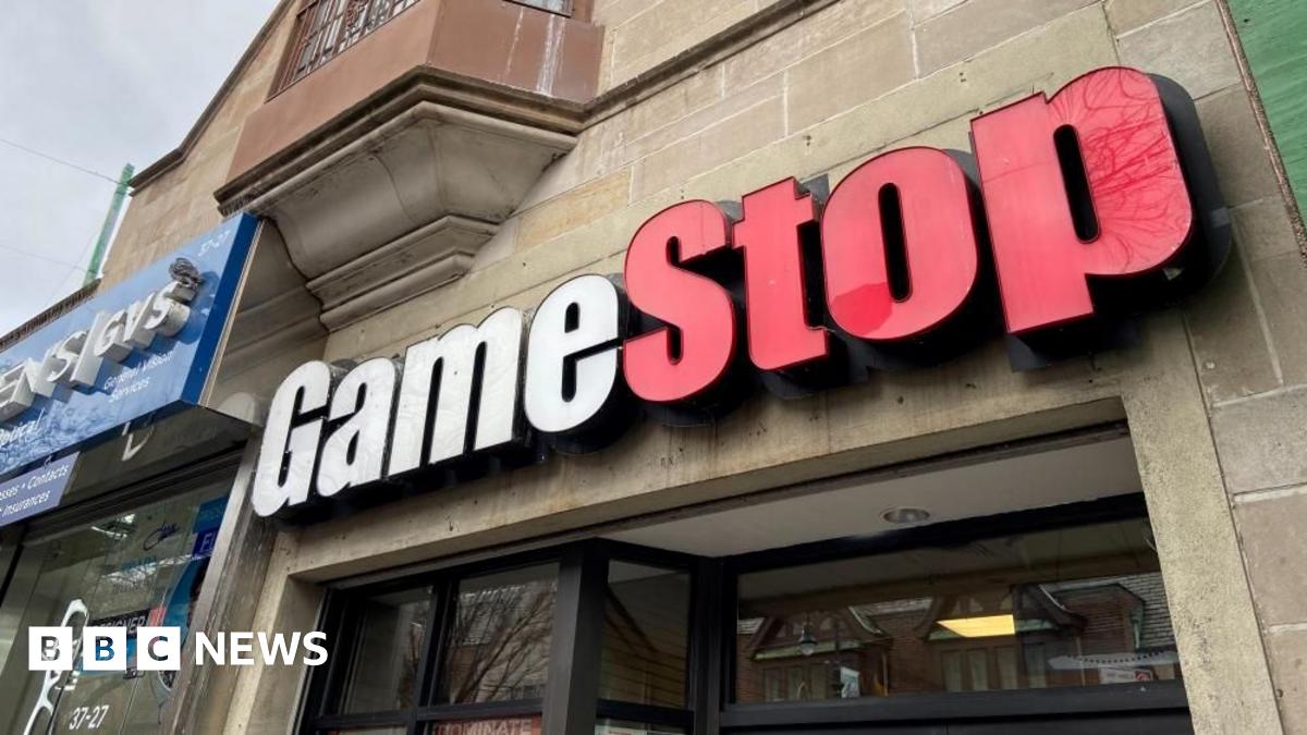 bbc.co.uk - Osmond Chia - GameStop offers to buy eBay for $56bn