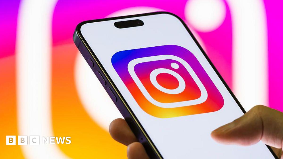 bbc.co.uk - Joe Tidy - Instagram denies breach after users receive password reset emails